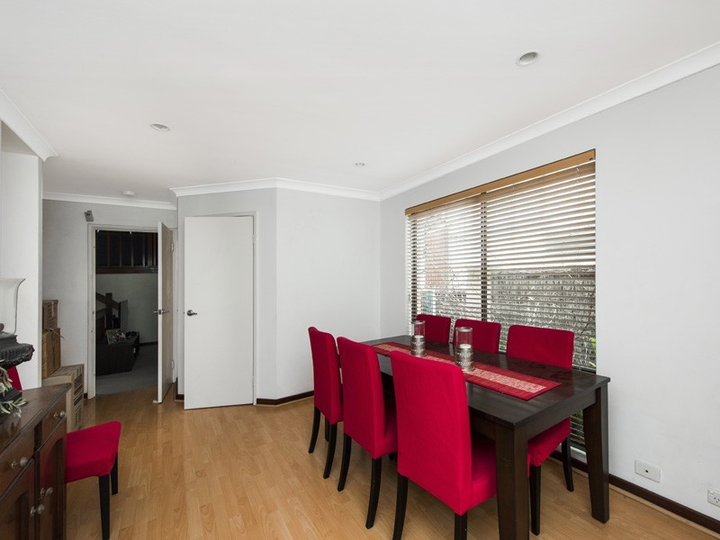 4 HIGHAM ROAD, North Fremantle WA 6159