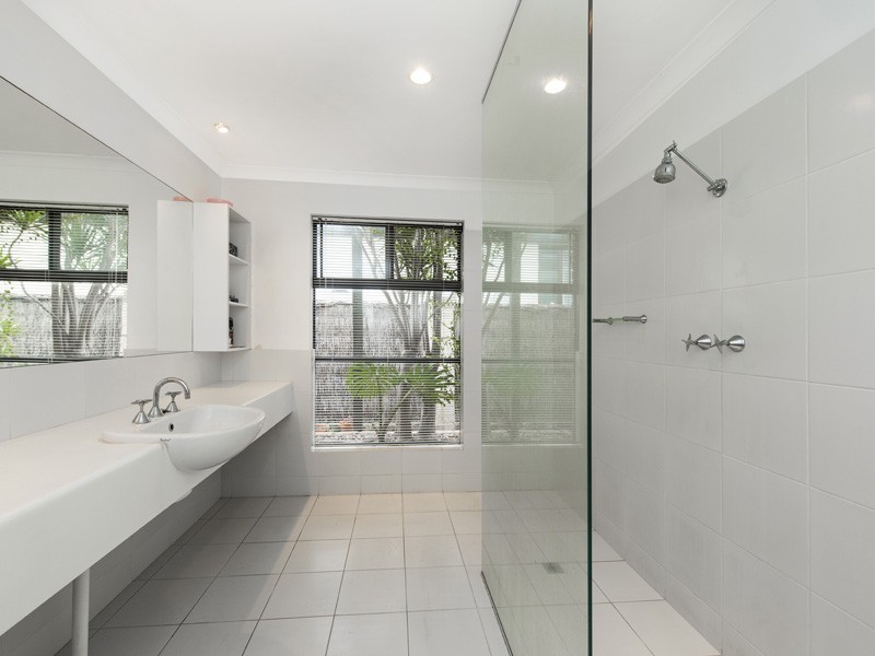 4 HIGHAM ROAD, North Fremantle WA 6159