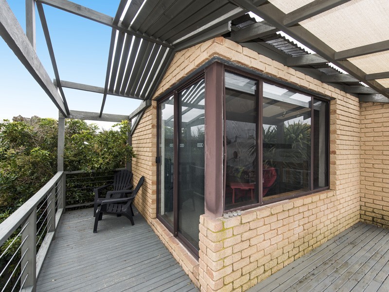 4 HIGHAM ROAD, North Fremantle WA 6159