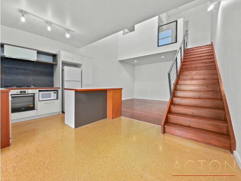 16C Princess Road, Crawley WA 6009