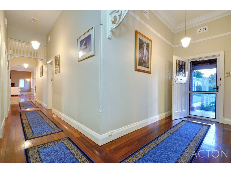 36 Cooper Street, Nedlands WA 6009