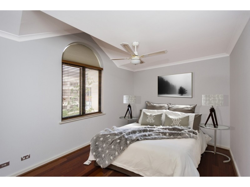 27/1 Brigid Road, Subiaco WA 6008