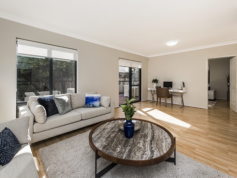 4/89 Mary Street, Como WA 6152