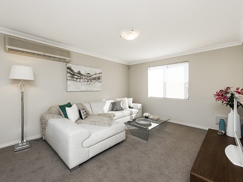 4/89 Mary Street, Como WA 6152