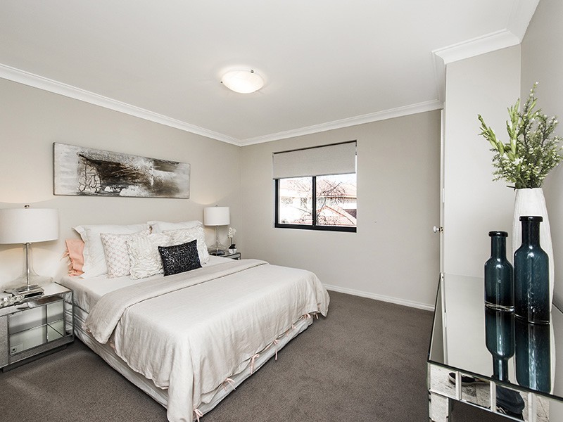 4/89 Mary Street, Como WA 6152