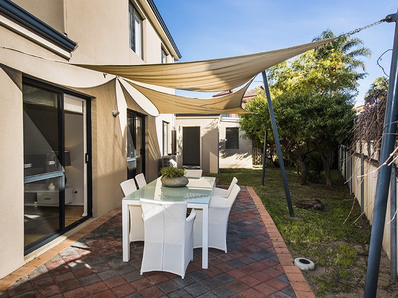 4/89 Mary Street, Como WA 6152