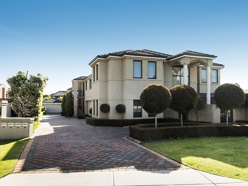 4/89 Mary Street, Como WA 6152