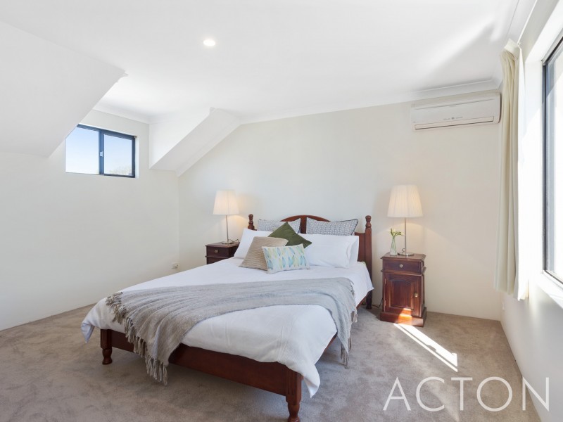 20 Arenga Court, Mount Claremont WA 6010