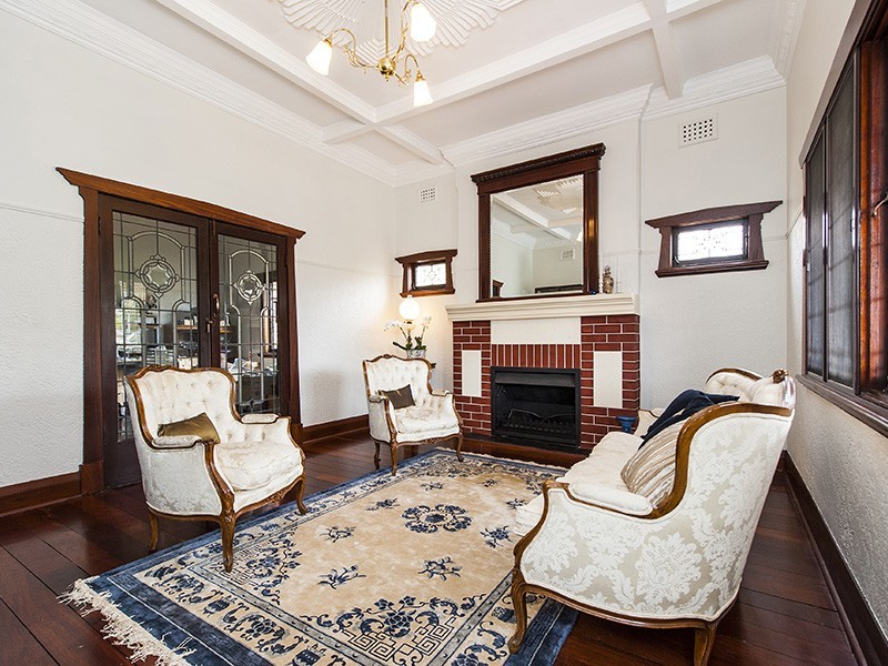 28 Doonan Road, Nedlands WA 6009