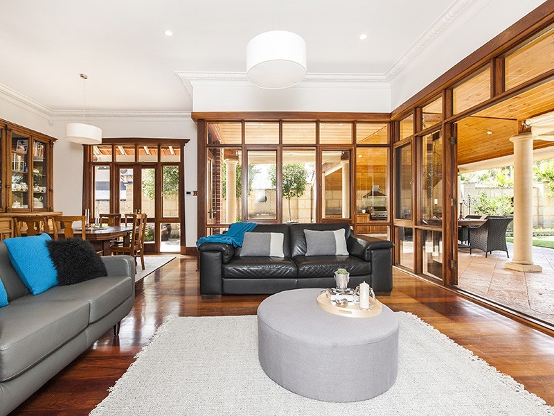 28 Doonan Road, Nedlands WA 6009