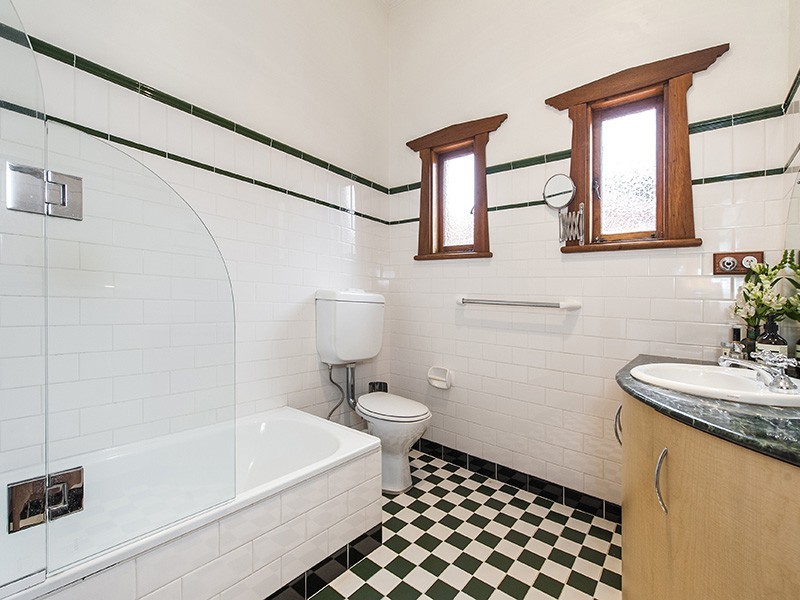 28 Doonan Road, Nedlands WA 6009