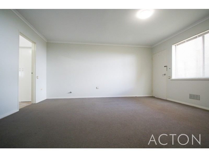 2/4 Freshwater Parade, Claremont WA 6010