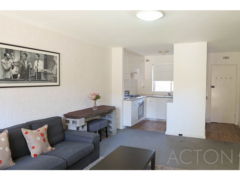 6/25 The Avenue, Crawley WA 6009