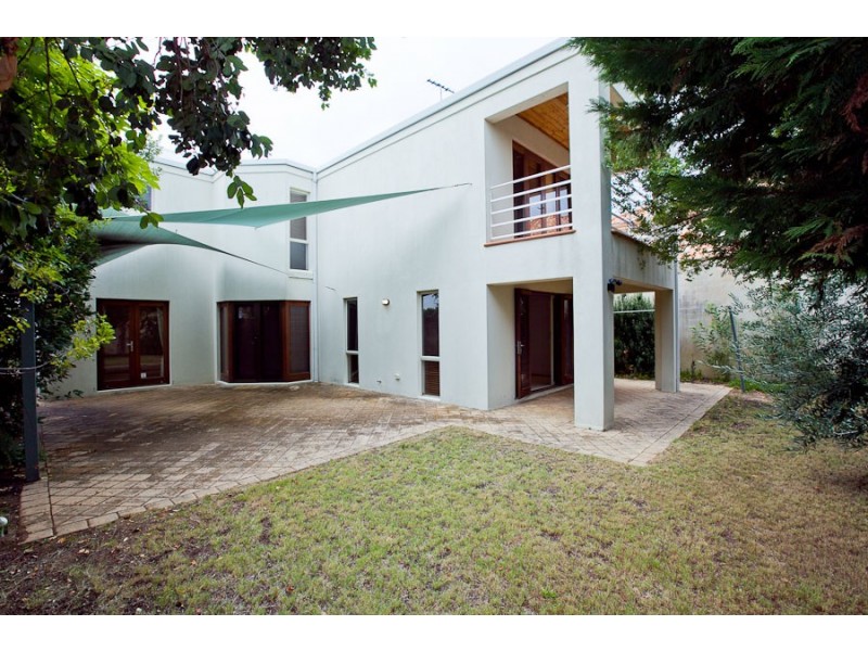 27 Osborne Parade, Claremont WA 6010