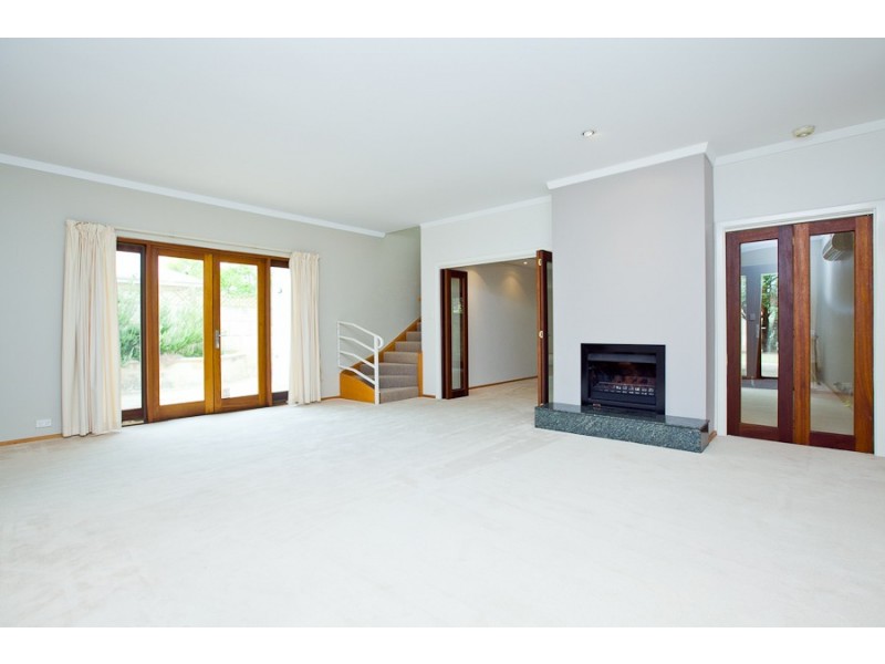 27 Osborne Parade, Claremont WA 6010