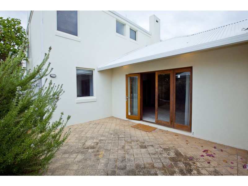 27 Osborne Parade, Claremont WA 6010