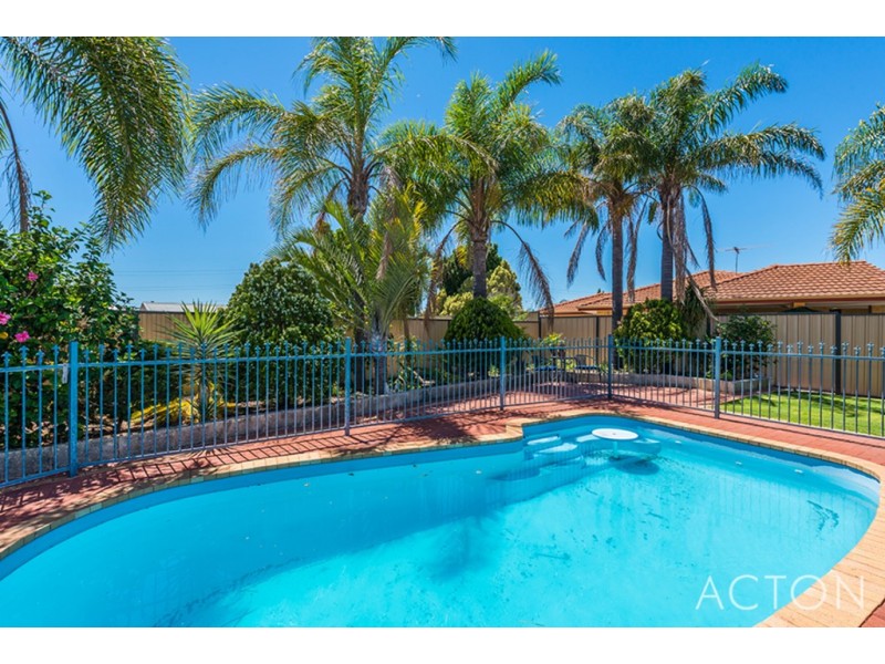 45 Guadalupe Drive, Ballajura WA 6066