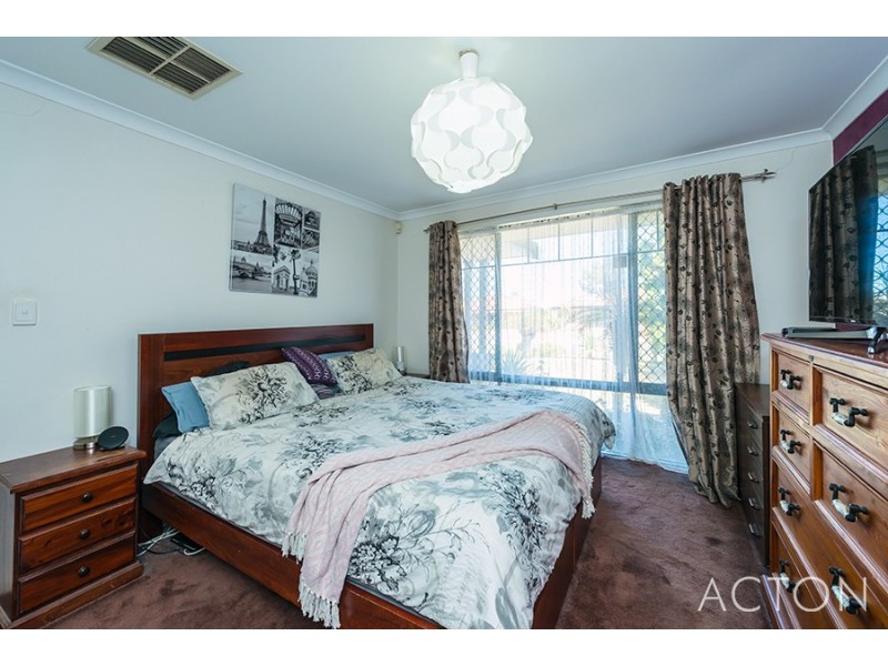 45 Guadalupe Drive, Ballajura WA 6066