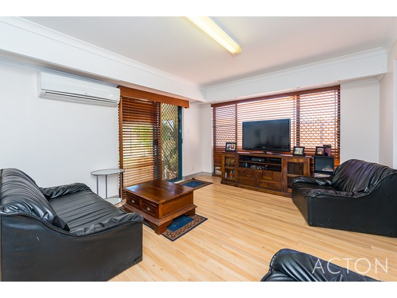 45 Guadalupe Drive, Ballajura WA 6066