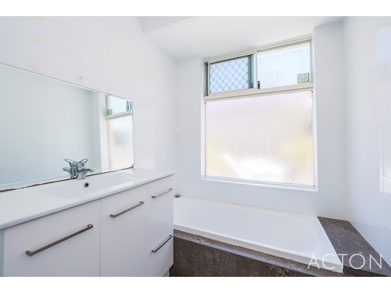 45 Guadalupe Drive, Ballajura WA 6066