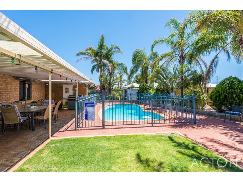 45 Guadalupe Drive, Ballajura WA 6066