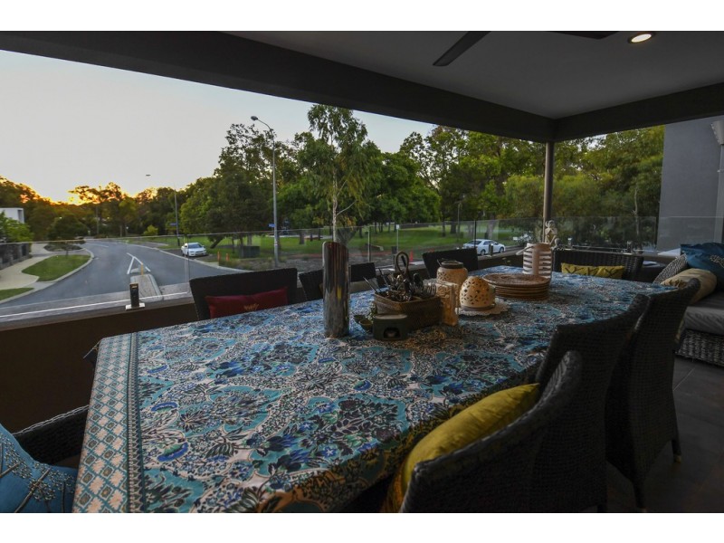 33 Alumni Terrace, Churchlands WA 6018