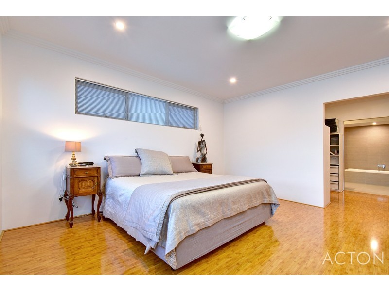 13 Boxing Lane, Floreat WA 6014