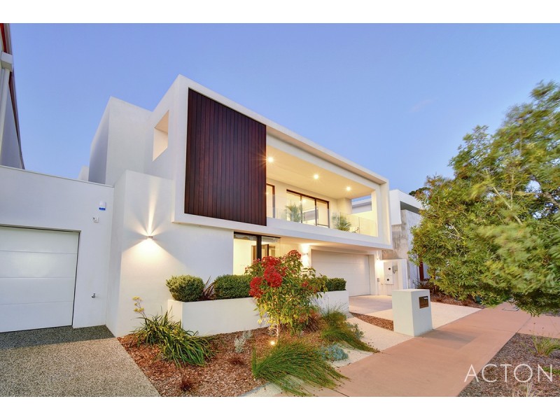 7 Howson Approach, Floreat WA 6014