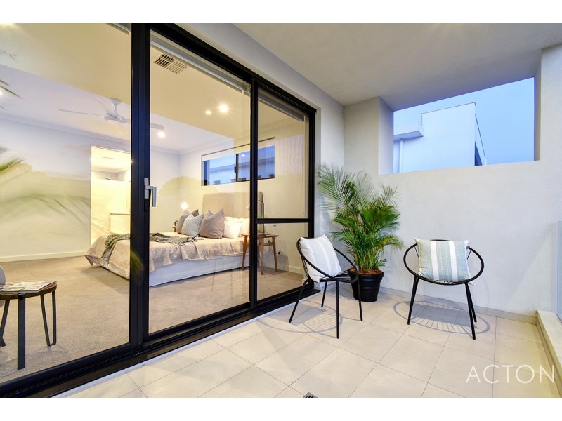 7 Howson Approach, Floreat WA 6014