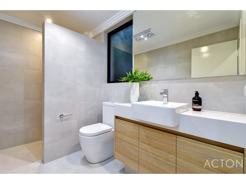 7 Howson Approach, Floreat WA 6014