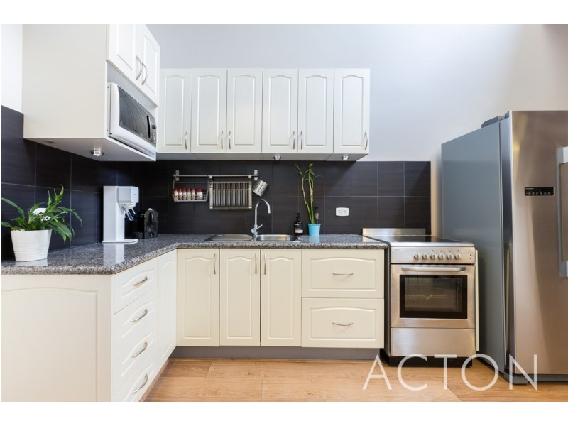 9/31 Waterloo Street, Joondanna WA 6060