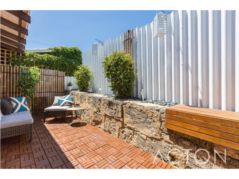 9/31 Waterloo Street, Joondanna WA 6060