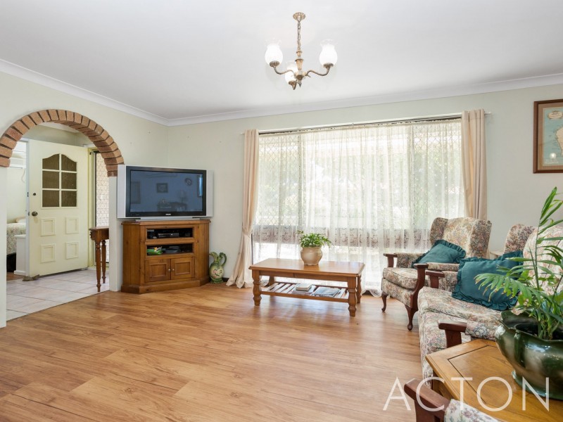9 Bryne Place, Leeming WA 6149