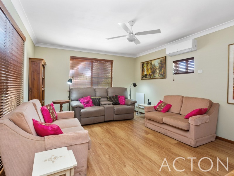 9 Bryne Place, Leeming WA 6149