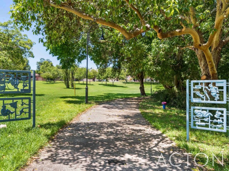 60 Goldsmith Road, Dalkeith WA 6009