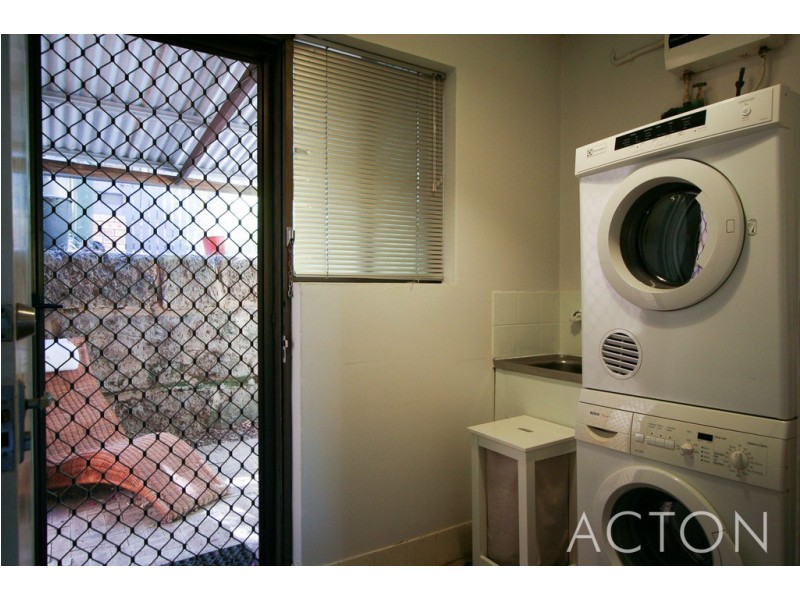 7/38 John Street, North Fremantle WA 6159