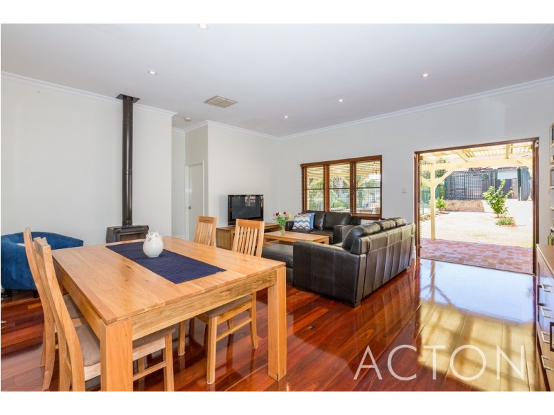 96 Pangbourne Street, Wembley WA 6014