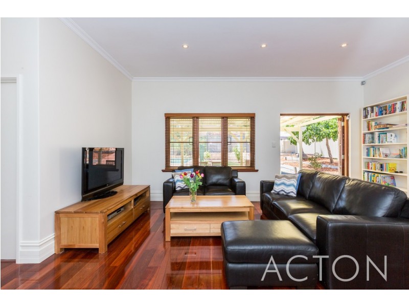 96 Pangbourne Street, Wembley WA 6014