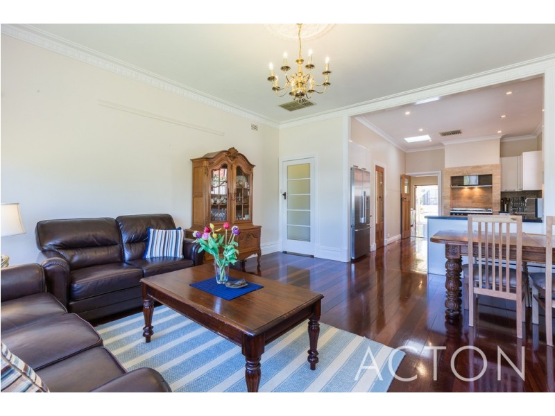 96 Pangbourne Street, Wembley WA 6014