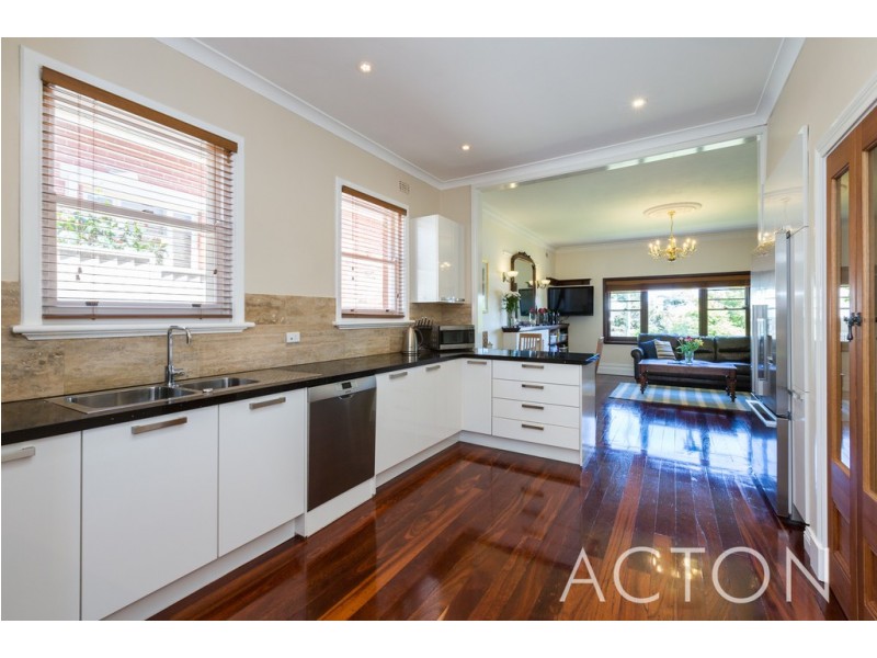 96 Pangbourne Street, Wembley WA 6014