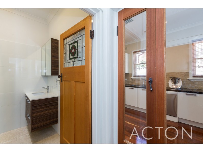 96 Pangbourne Street, Wembley WA 6014