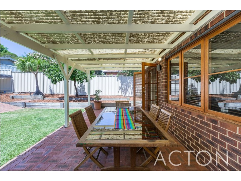 96 Pangbourne Street, Wembley WA 6014