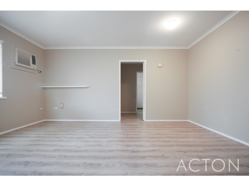 7/4 Freshwater Parade, Claremont WA 6010