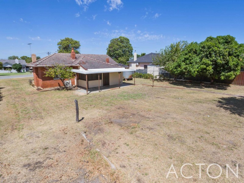 32 O’Neile Parade, Redcliffe WA 6104