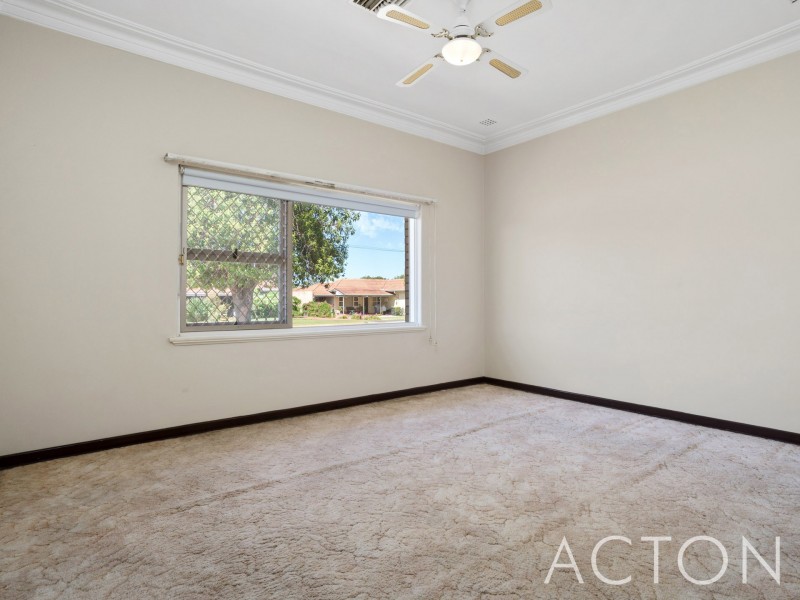 32 O’Neile Parade, Redcliffe WA 6104