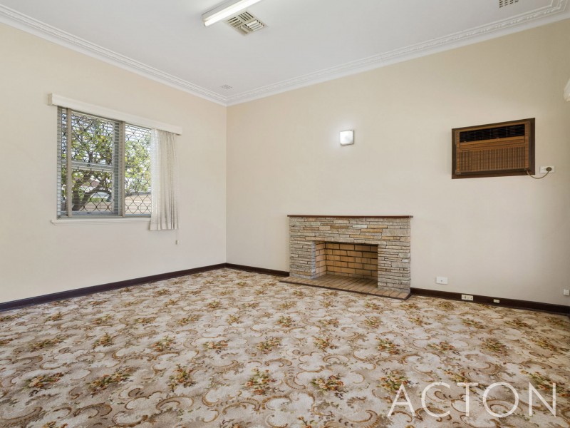 32 O’Neile Parade, Redcliffe WA 6104