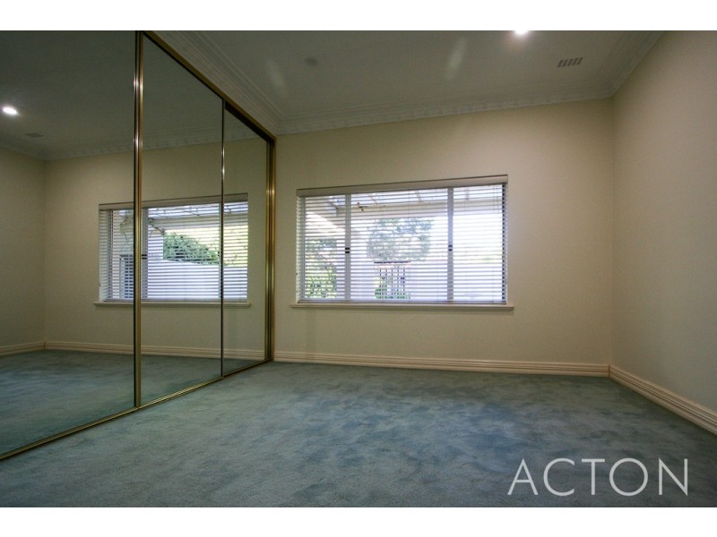 33 COLIN STREET, Dalkeith WA 6009