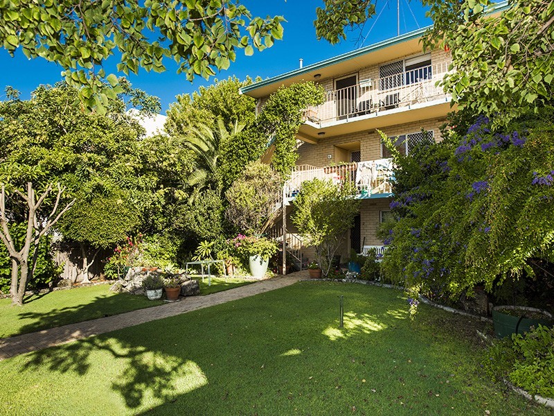 1/7 Victoria Avenue, Claremont WA 6010