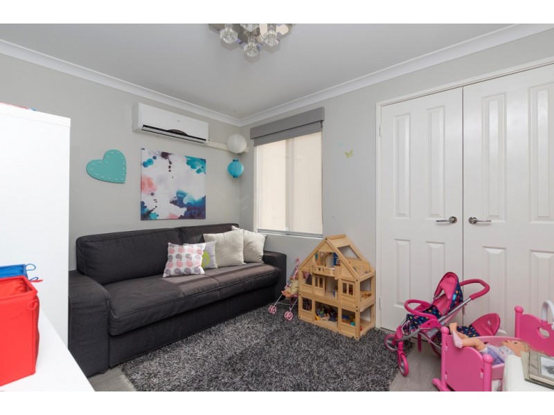 8 Milano Avenue, Stirling WA 6021