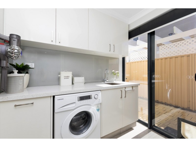 8 Milano Avenue, Stirling WA 6021